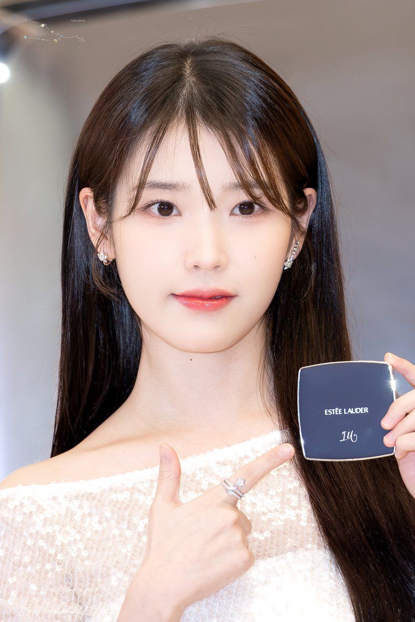 Special moments between IU and Estee Lauder