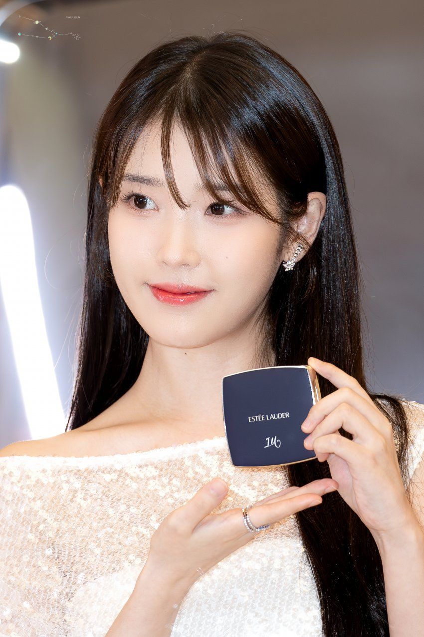 Special moments between IU and Estee Lauder