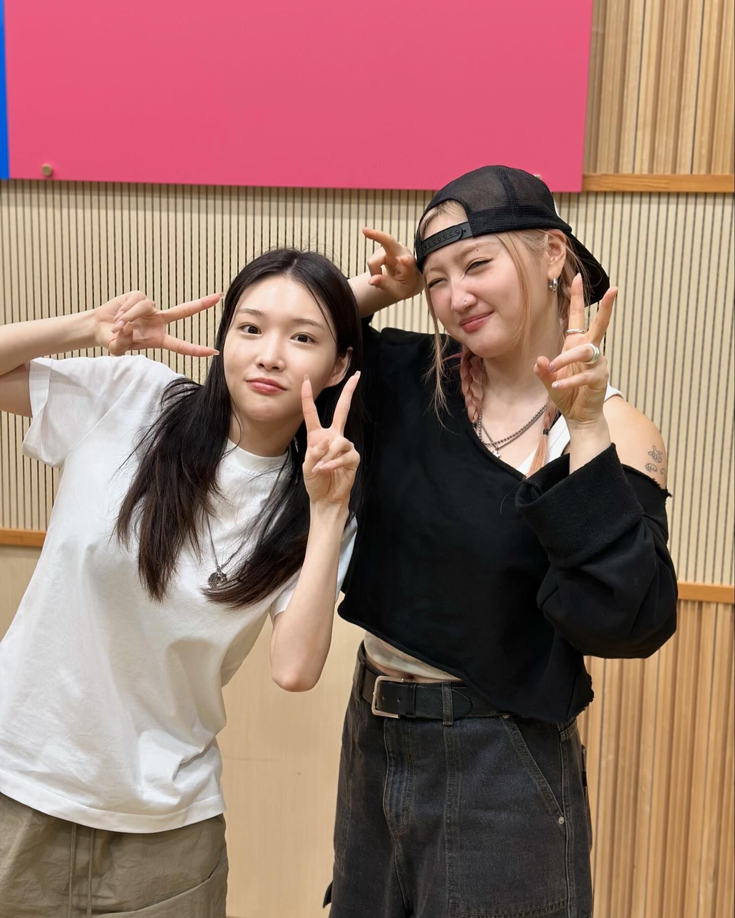 Chungha's charm explodes