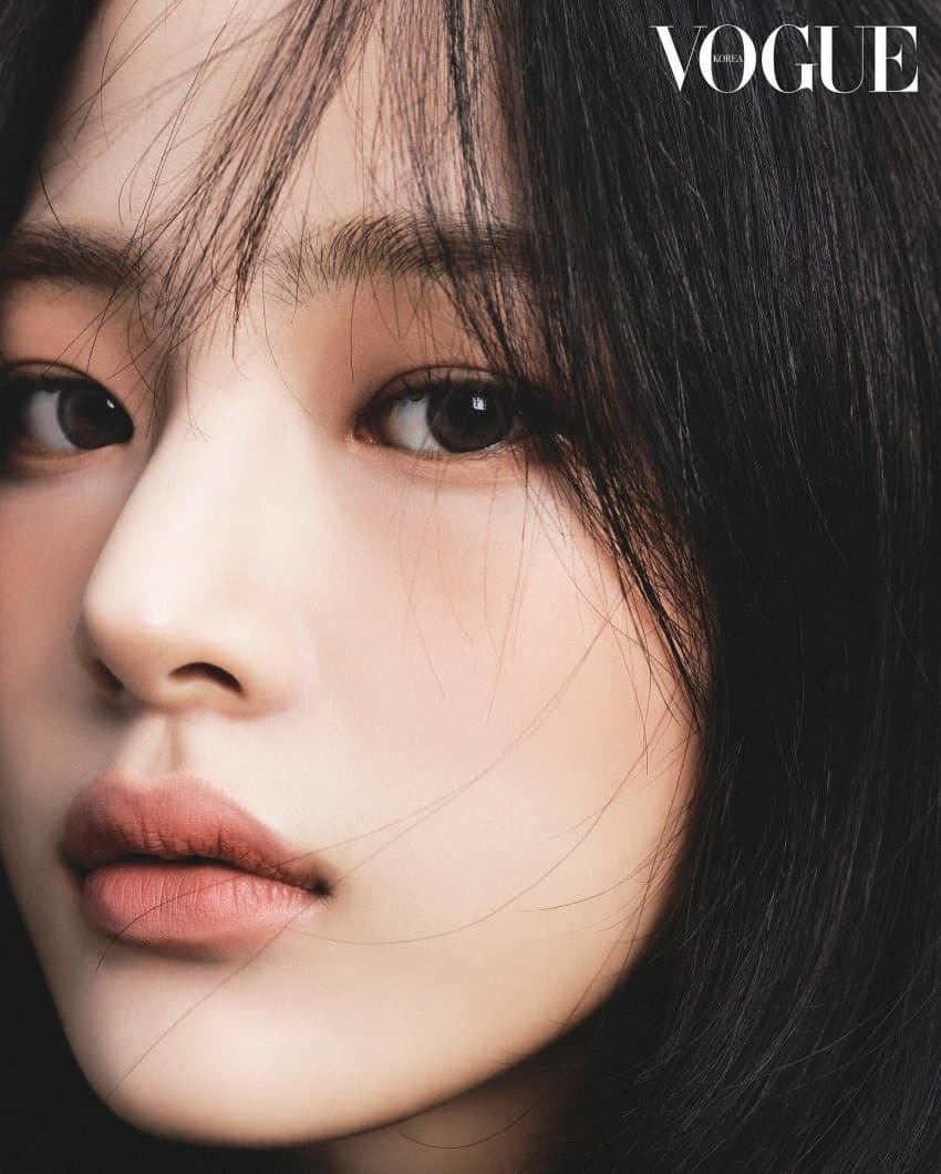 Meet Minji’s fascinating Chanel pictorial at Vogue Korea!