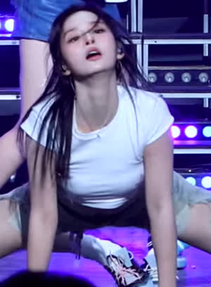 Nmix Seolyoon Music Bank Bulky White Crop Tee