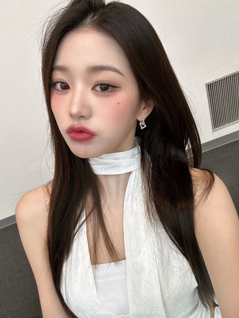 [Ive] Ive Jang Wonyoung Twitter