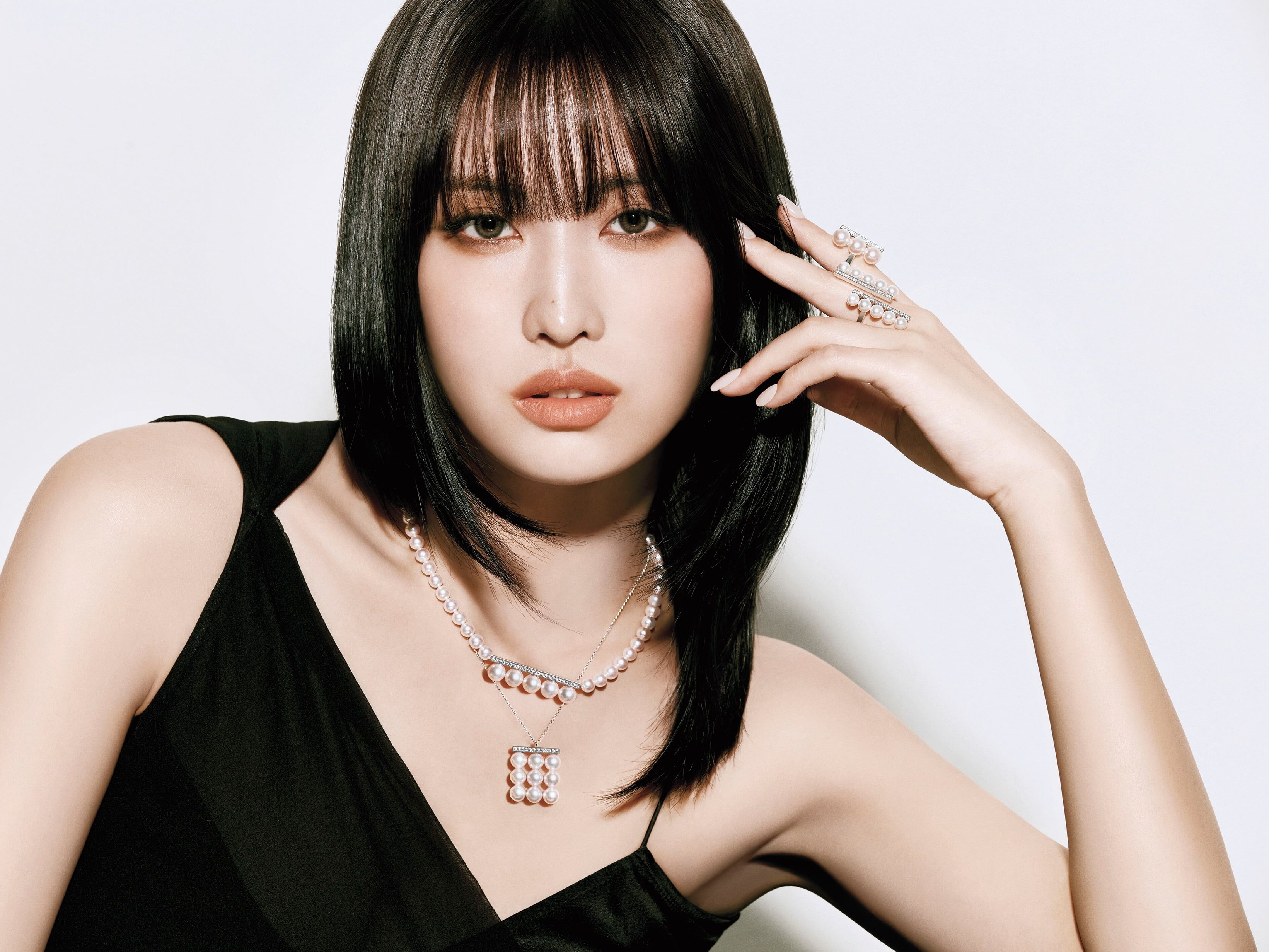 Momo pictorial