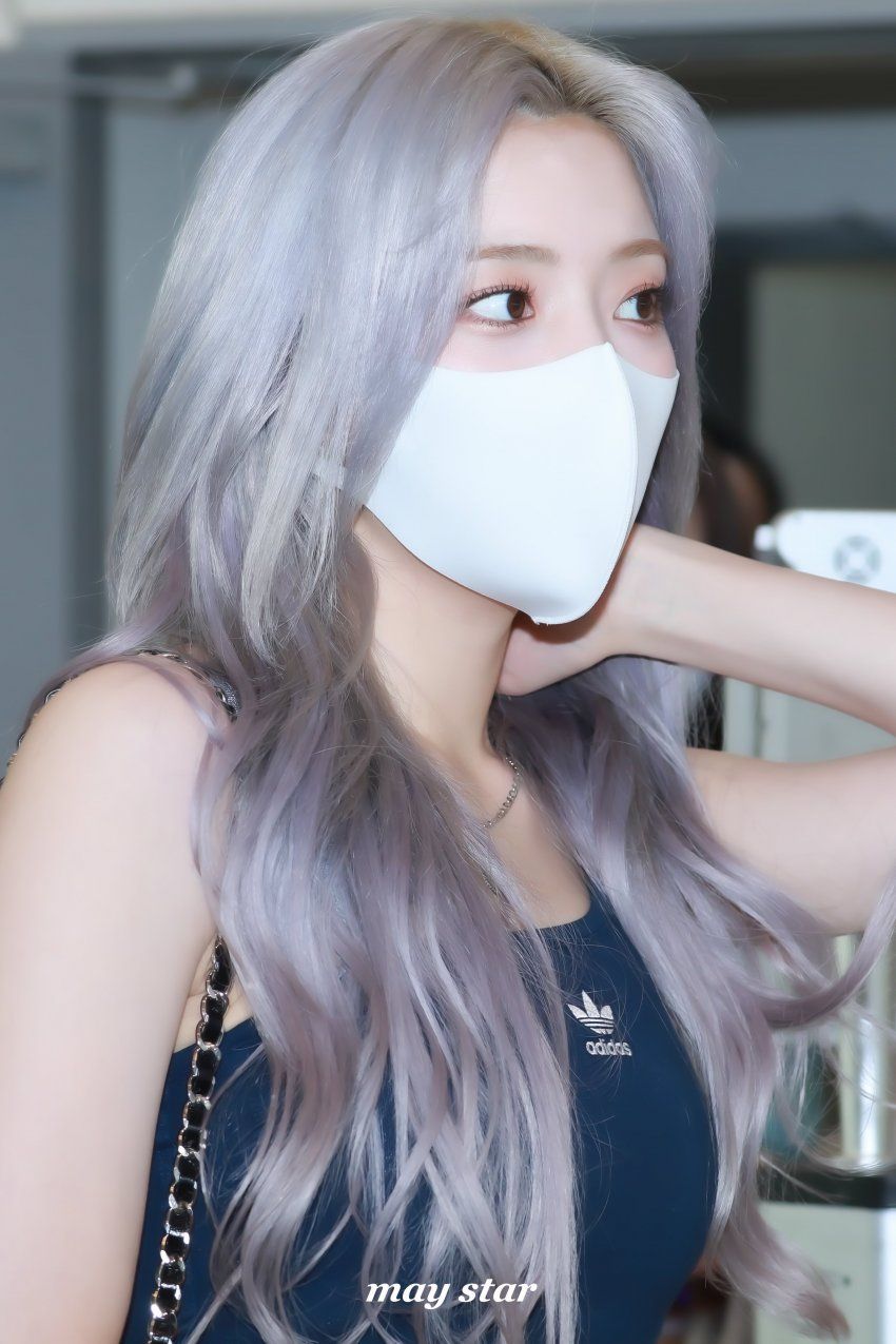 Cosmic Girls Eunseo silver hair armpits