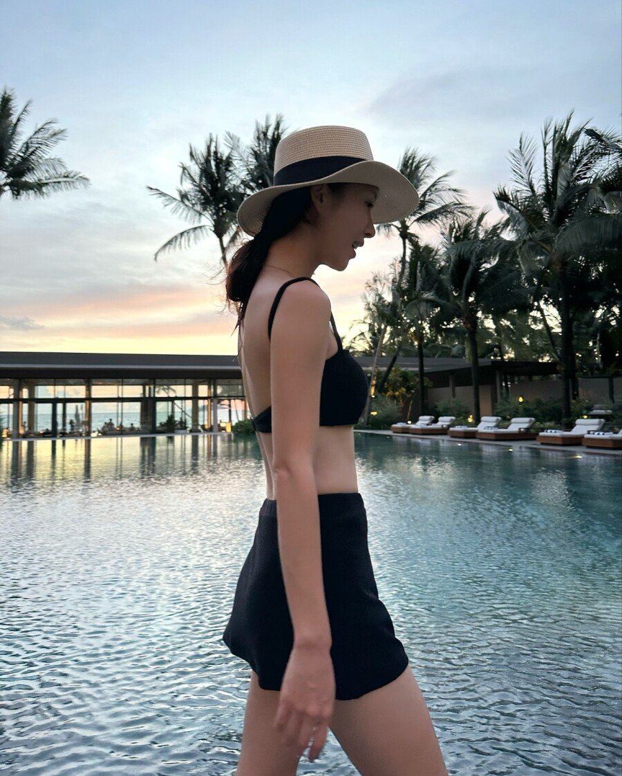 Actress Jo Yi-hyun's swimsuit body jpg