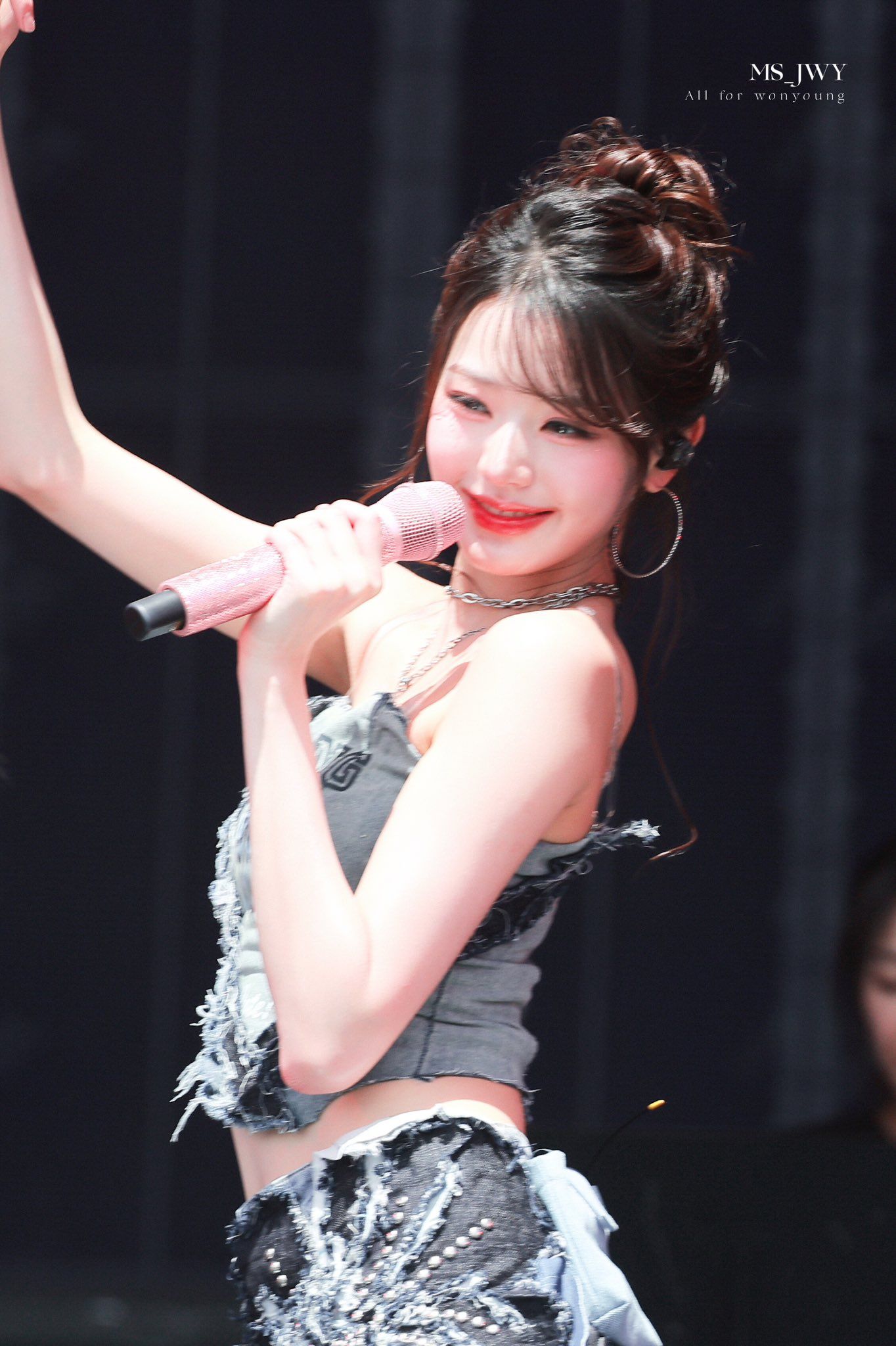 Jang Wonyoung Summer Sonic