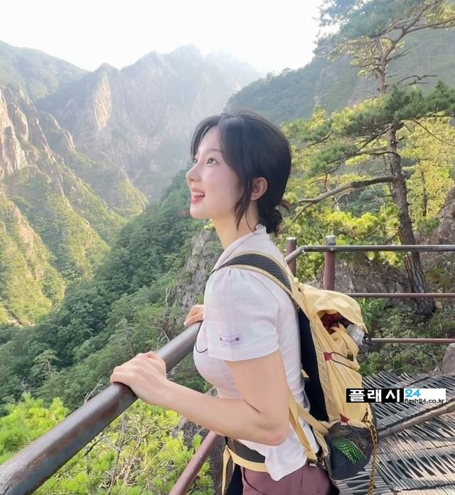 ㅇㅎ) Ji-ri is a mountain climbing sister