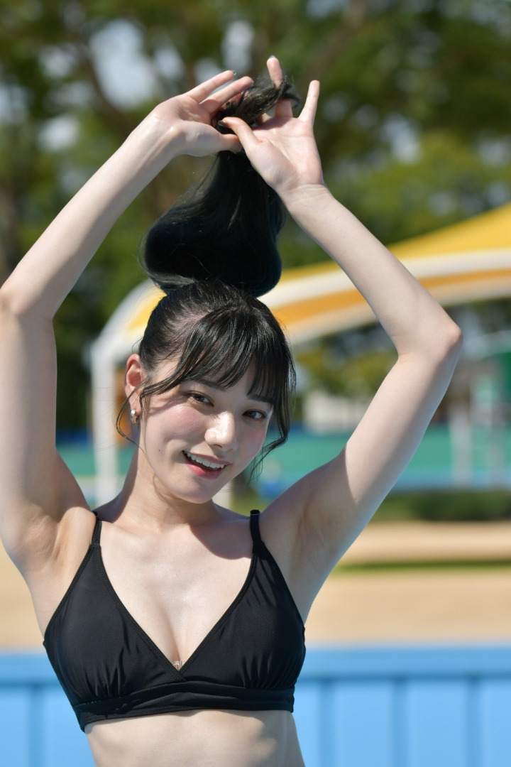 Rena Miyashita in a black bikini