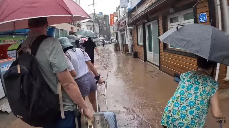 Bicycle travel YouTuber who went to Ulleungdo and was featured in the newspaper