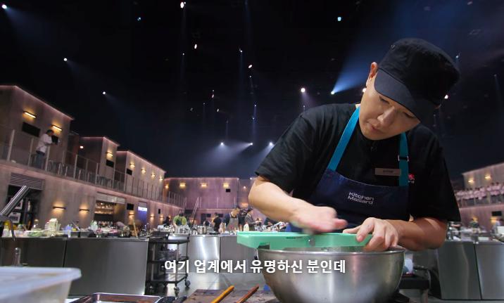 Seung-woo's father is judged by Baek Jong-won for his black spoon rank.