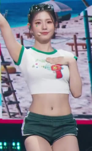 Girls Miyeon Cropped White T-shirt Green Dolphin Pants