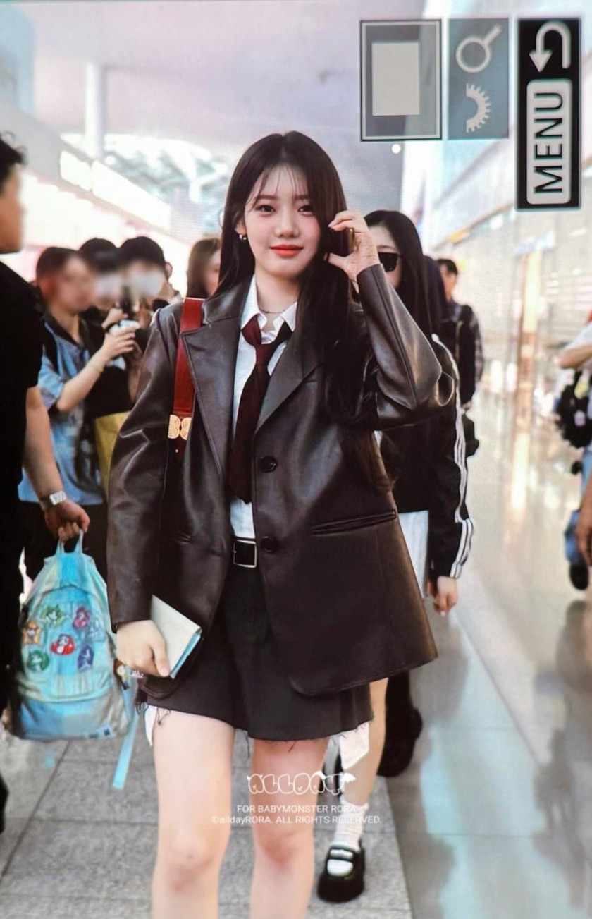 [Baby Monster] Baby Monster Laura leaving the country in yesterday’s school uniform fashion