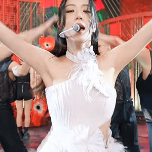 Blackpink Jisoo Halterneck Sleeveless Armpit Upper Chest