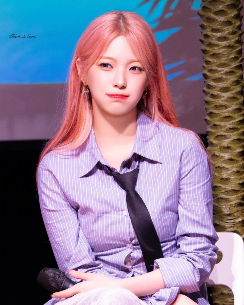 Fromis_Nine Baek Ji-heon